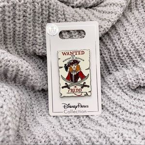 pirates of the carribean redd pirate disney authentic trading pin